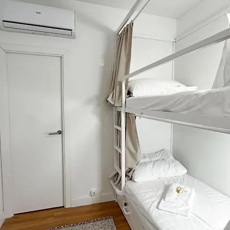 Coliving Moderno Com Lindo Jardim *