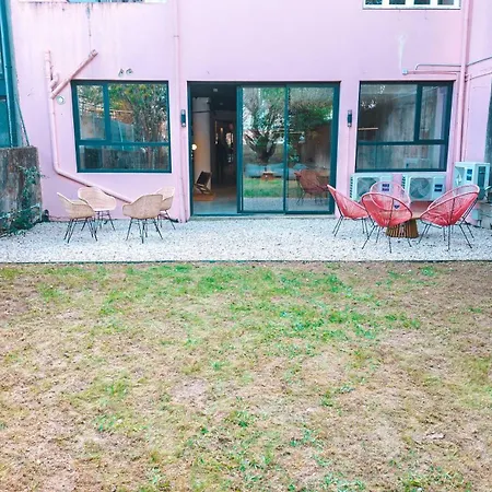 Coliving Moderno Com Lindo Jardim *