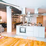 Hostel Coliving Moderno Com Lindo Jardim *