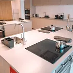 Coliving Moderno Com Lindo Jardim Porto