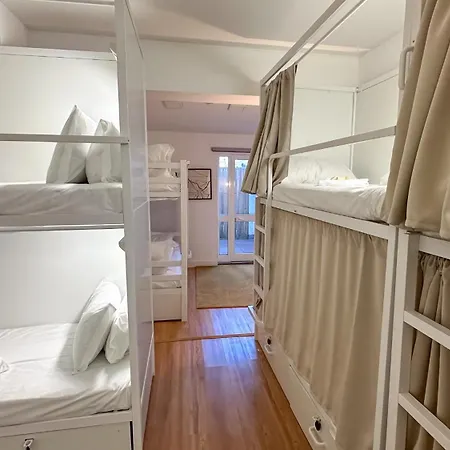 旅馆 Coliving Moderno Com Lindo Jardim