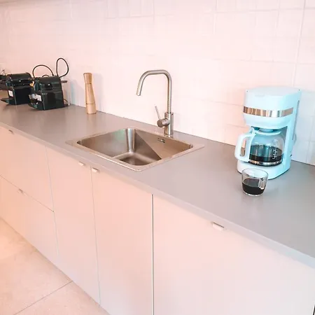 Coliving Moderno Com Lindo Jardim 旅馆 波尔图