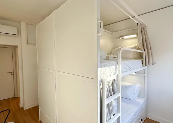 Coliving Moderno Com Lindo Jardim Hostel Porto