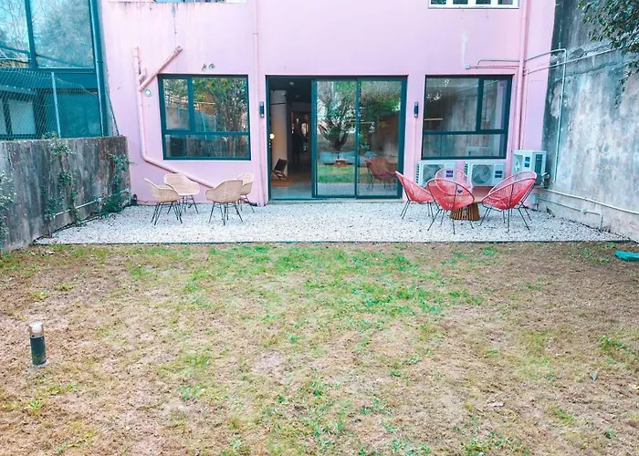 Coliving Moderno Com Lindo Jardim *