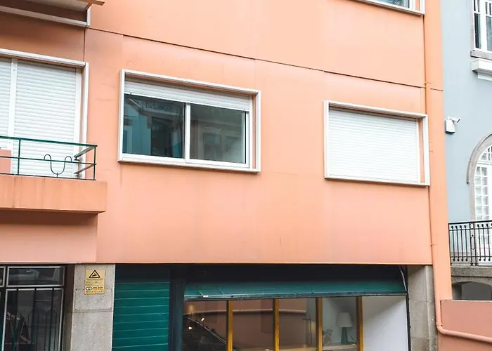 Coliving Moderno Com Lindo Jardim *