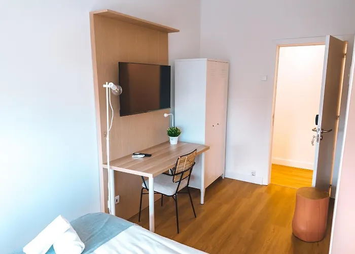 Vandrerhjem Coliving Moderno Com Lindo Jardim Porto