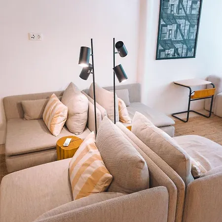 Coliving Moderno Com Lindo Jardim Porto
