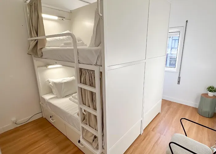 Coliving Moderno Com Lindo Jardim * 포르투