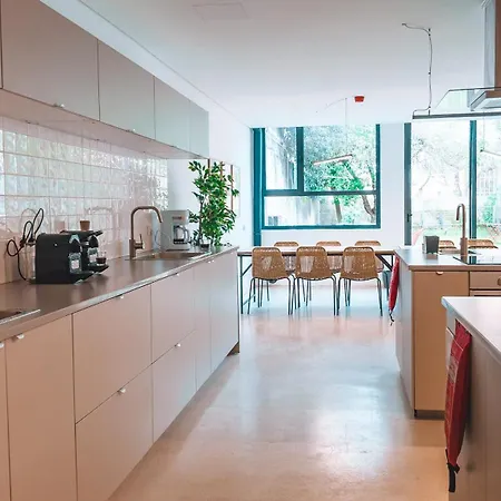 Coliving Moderno Com Lindo Jardim ホステル *