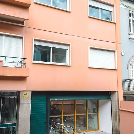 Coliving Moderno Com Lindo Jardim *